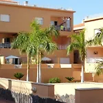Brisas Del Mar 公寓